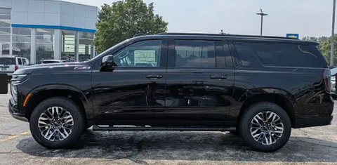 Chevrolet Suburban 2025