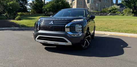 Mitsubishi Outlander Plug-In Hybrid 2025