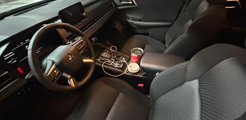 Mitsubishi Outlander Plug-In Hybrid 2025
