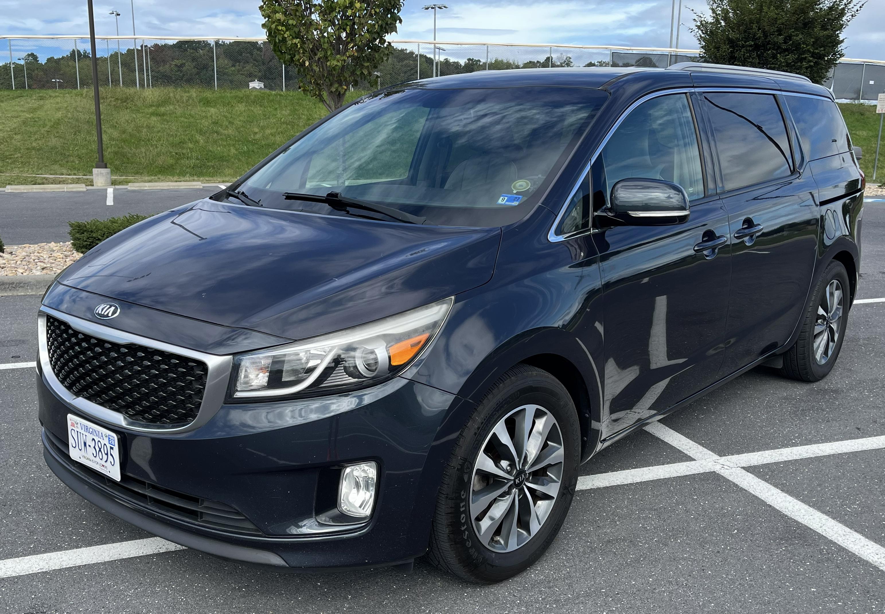 Kia Sedona 2015 in Penn Laird, VA