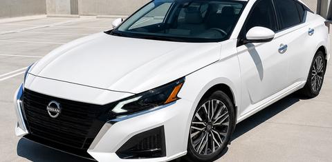 Nissan Altima 2023