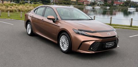 Toyota CAMRY 2026