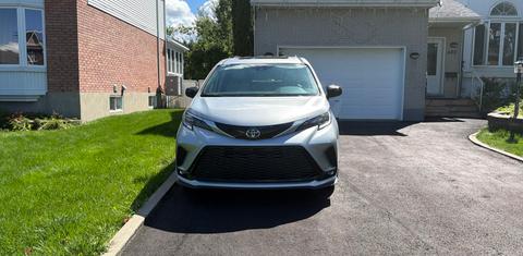 Toyota Sienna 2024