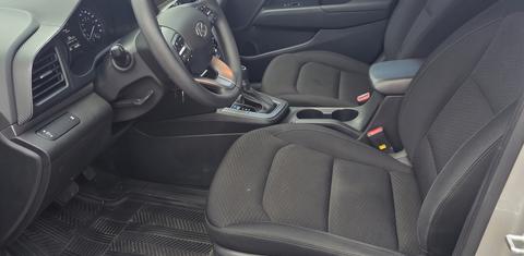 Hyundai Elantra 2020