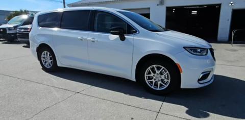 Chrysler Pacifica 2024