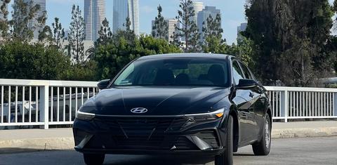 Hyundai Elantra 2025