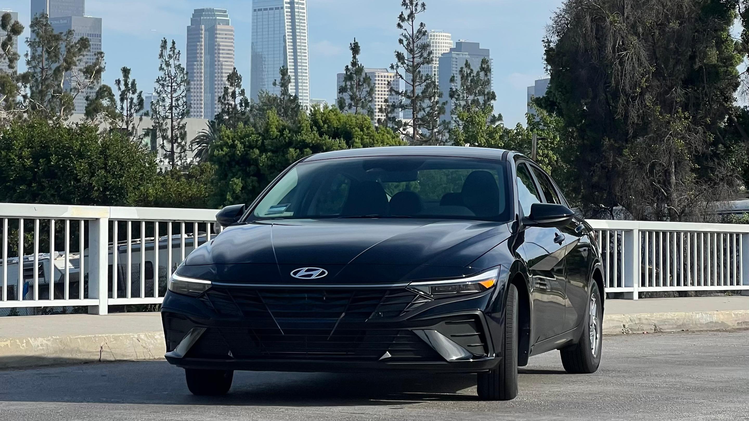 Hyundai Elantra 2025 in 