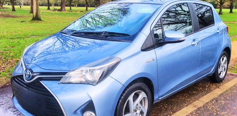 Toyota Yaris 2016