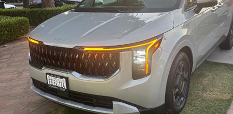 Kia Carnival Hybrid 2026