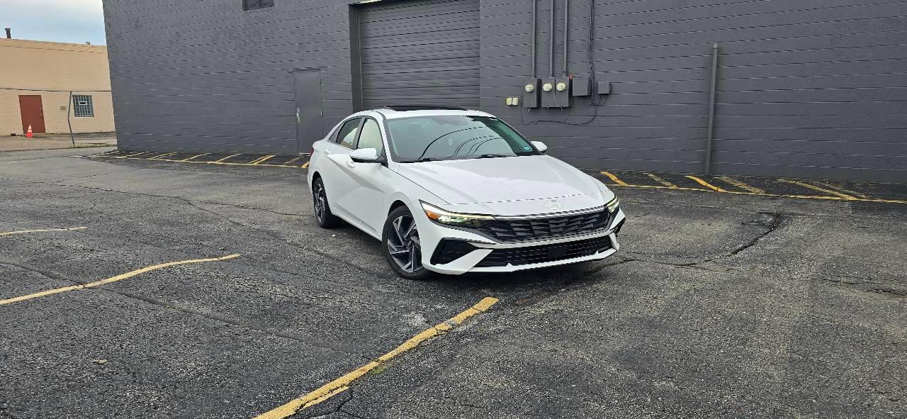 Hyundai Elantra 2025 in Troy, MI