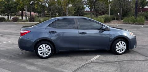 Toyota Corolla 2015