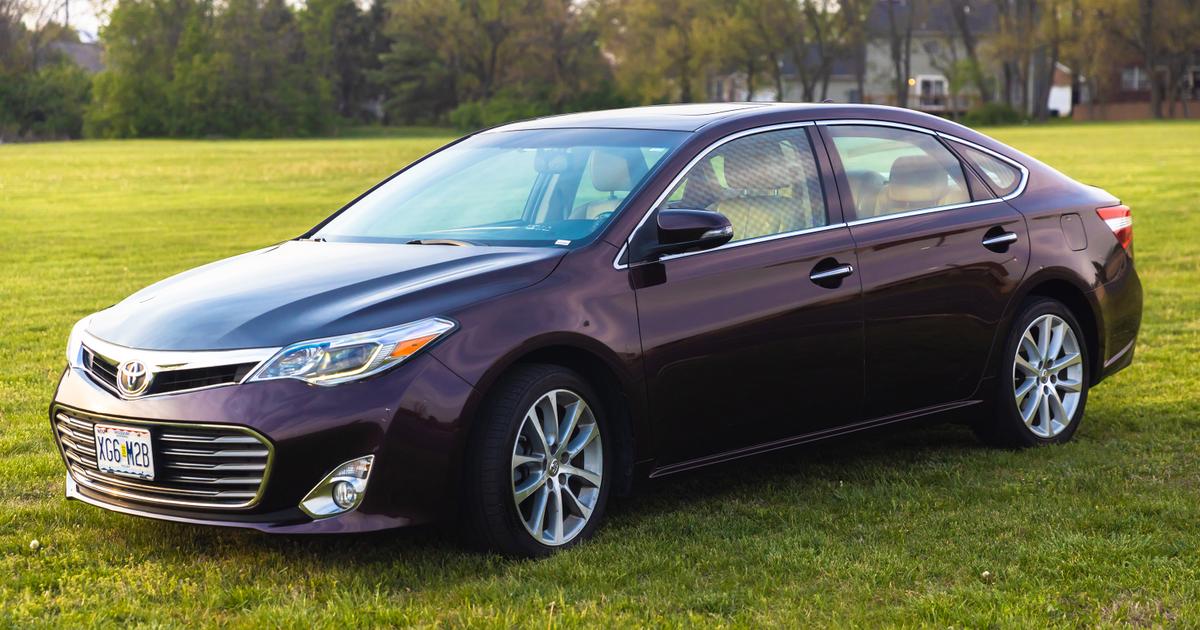 Toyota Avalon 2014 rental in Springfield, MO by Vinit T. | Turo