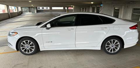 Ford Fusion Hybrid 2017