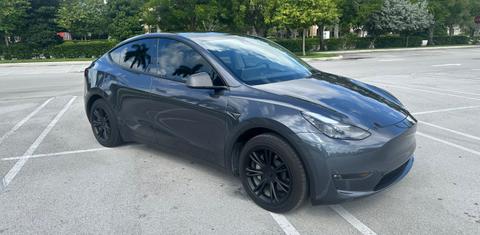 Tesla Model Y 2023