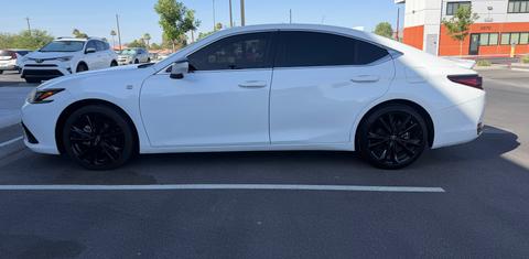 Lexus ES 2024