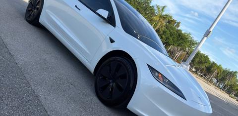 Tesla Model 3 2025