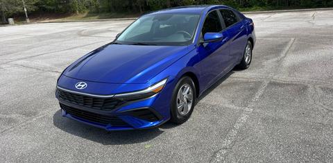 Hyundai Elantra 2024