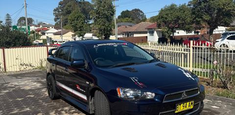 Mitsubishi LANCER 2013