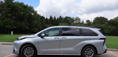 Toyota Sienna 2024