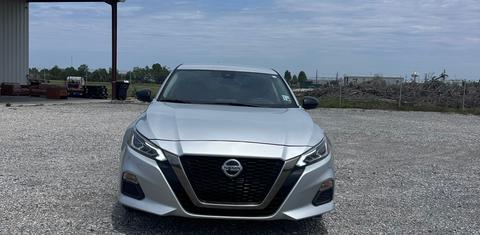 Nissan Altima 2021