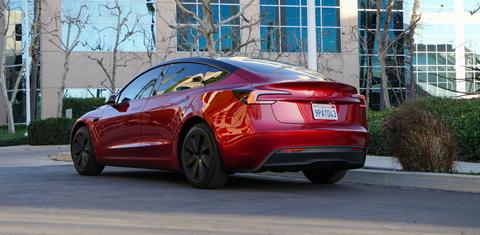 Tesla Model 3 2024