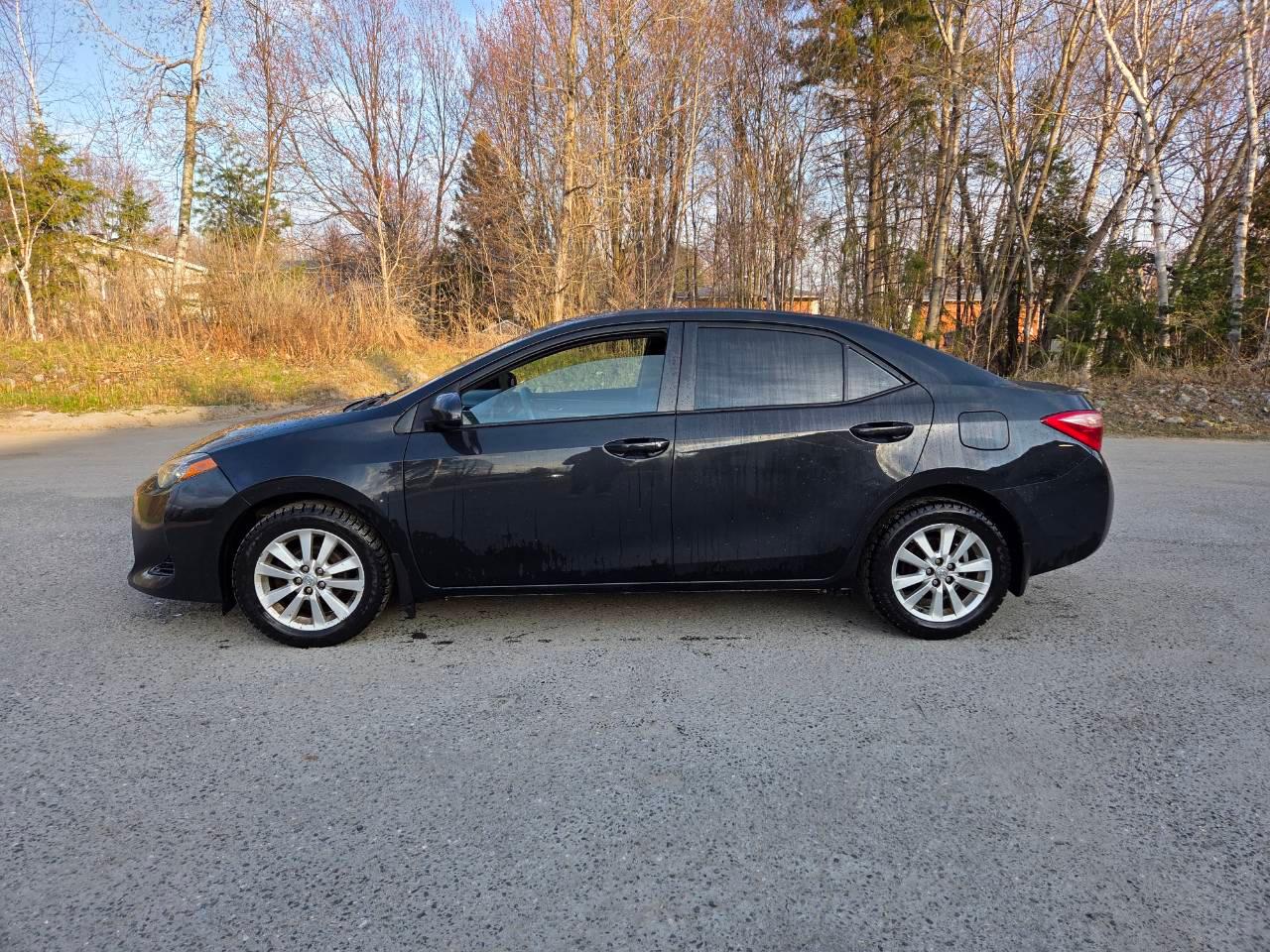 Toyota Corolla 2017 à North Bay, ON