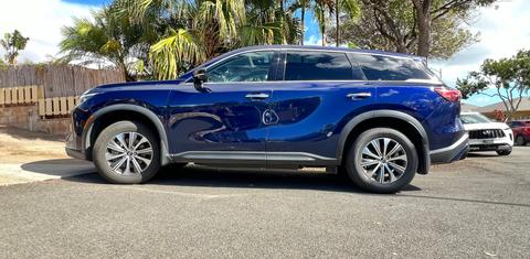 INFINITI QX60 2023