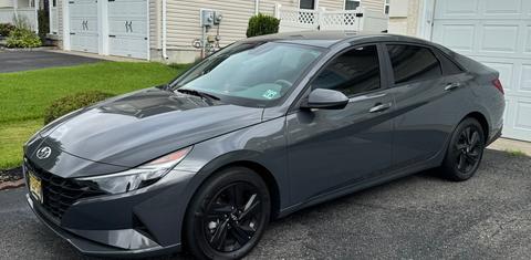 Hyundai Elantra Hybrid 2023
