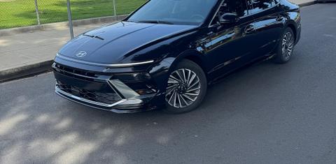 Hyundai Sonata Hybrid 2025