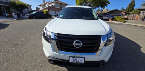 Nissan Pathfinder 2025