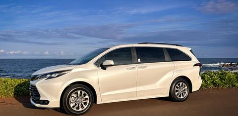Toyota Sienna 2025