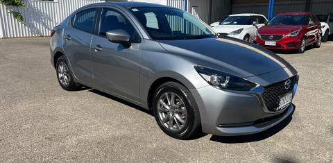 Mazda MAZDA2 2023
