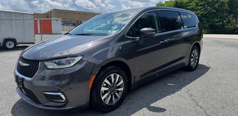 Chrysler Pacifica 2023