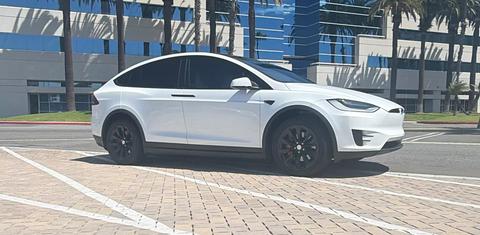 Tesla Model X 2020