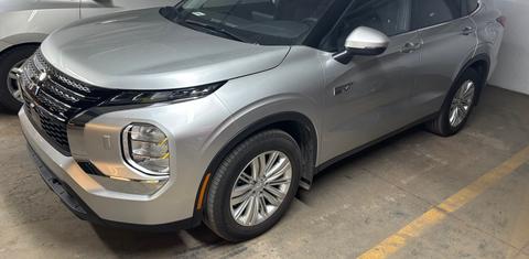 Mitsubishi Outlander Plug-In Hybrid 2025
