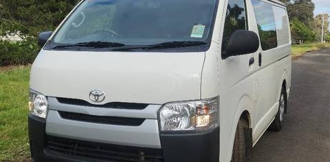 Toyota HIACE 2018