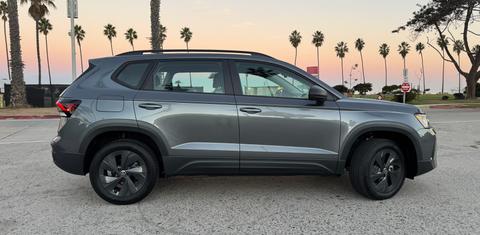 Volkswagen Taos 2025