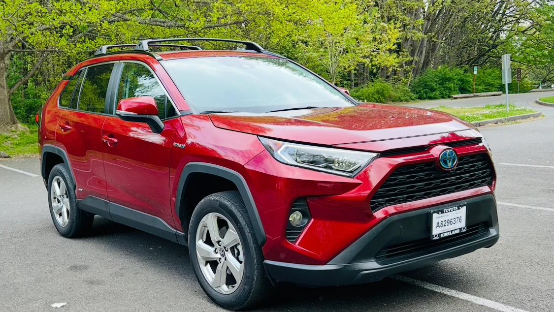 Toyota RAV4 Hybrid 2021 in Seattle, WA