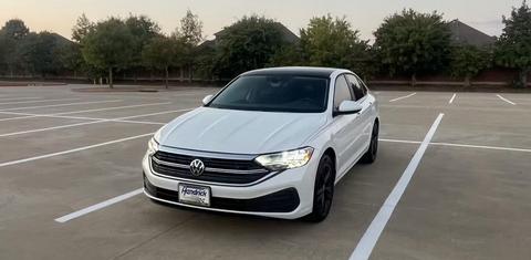 Volkswagen Jetta 2024