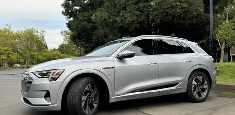 Audi e-tron 2022
