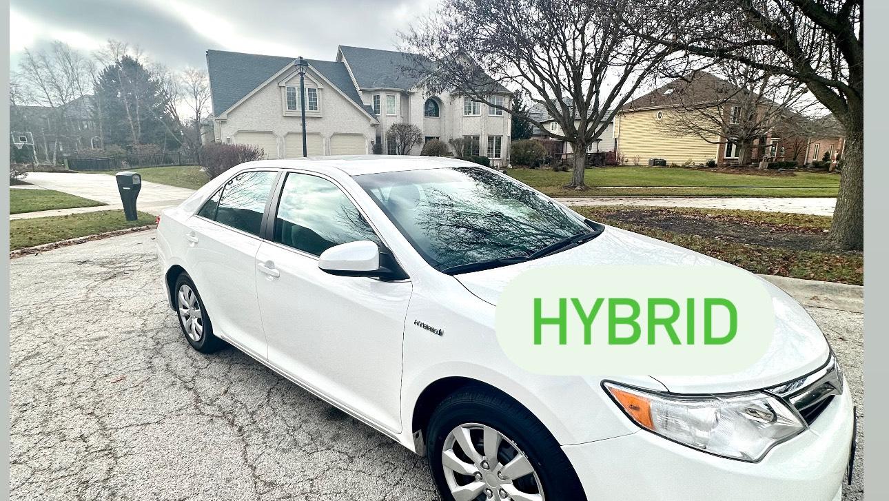 Toyota Camry Hybrid 2014 in 