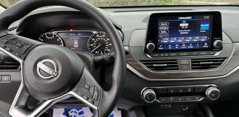 Nissan Altima 2024