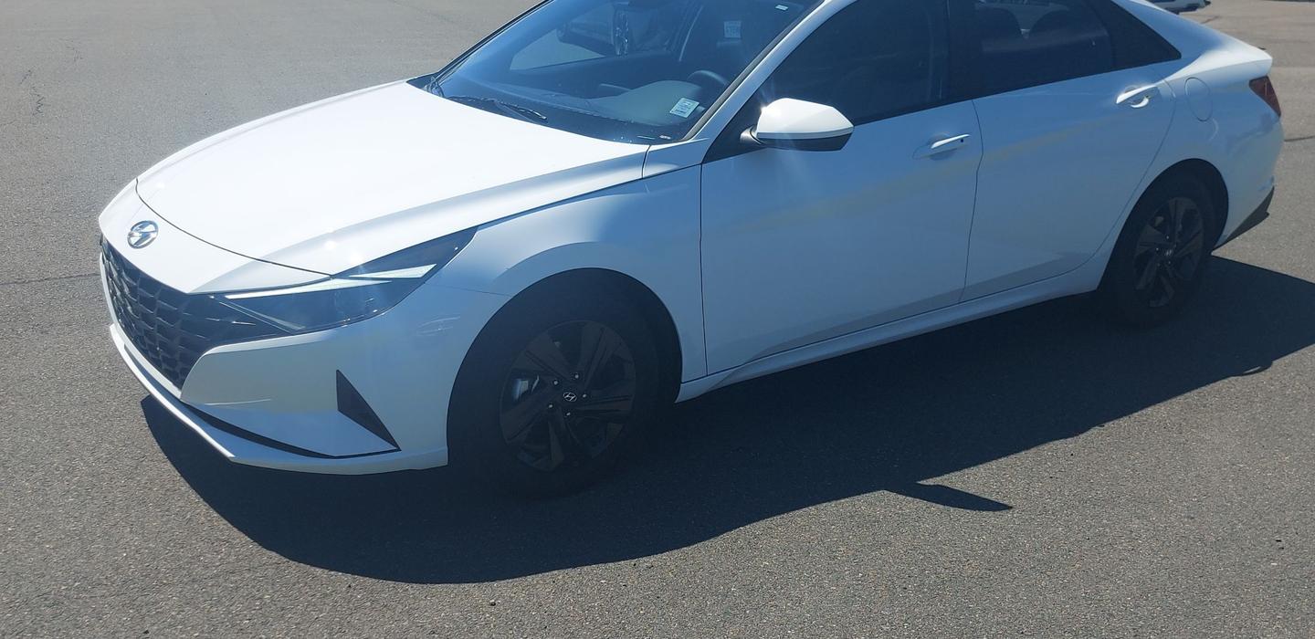 Hyundai Elantra 2022 rental in Brookfield, NS by Donald J. Turo