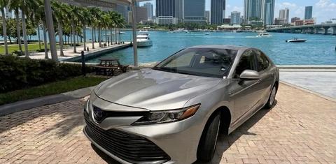 Toyota Camry Hybrid 2020