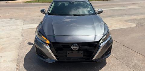 Nissan Altima 2023