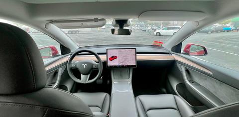 Tesla Model Y 2024