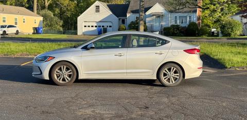 Hyundai Elantra 2017
