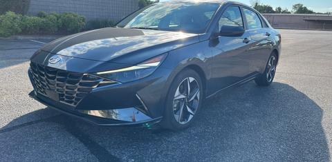Hyundai Elantra 2023