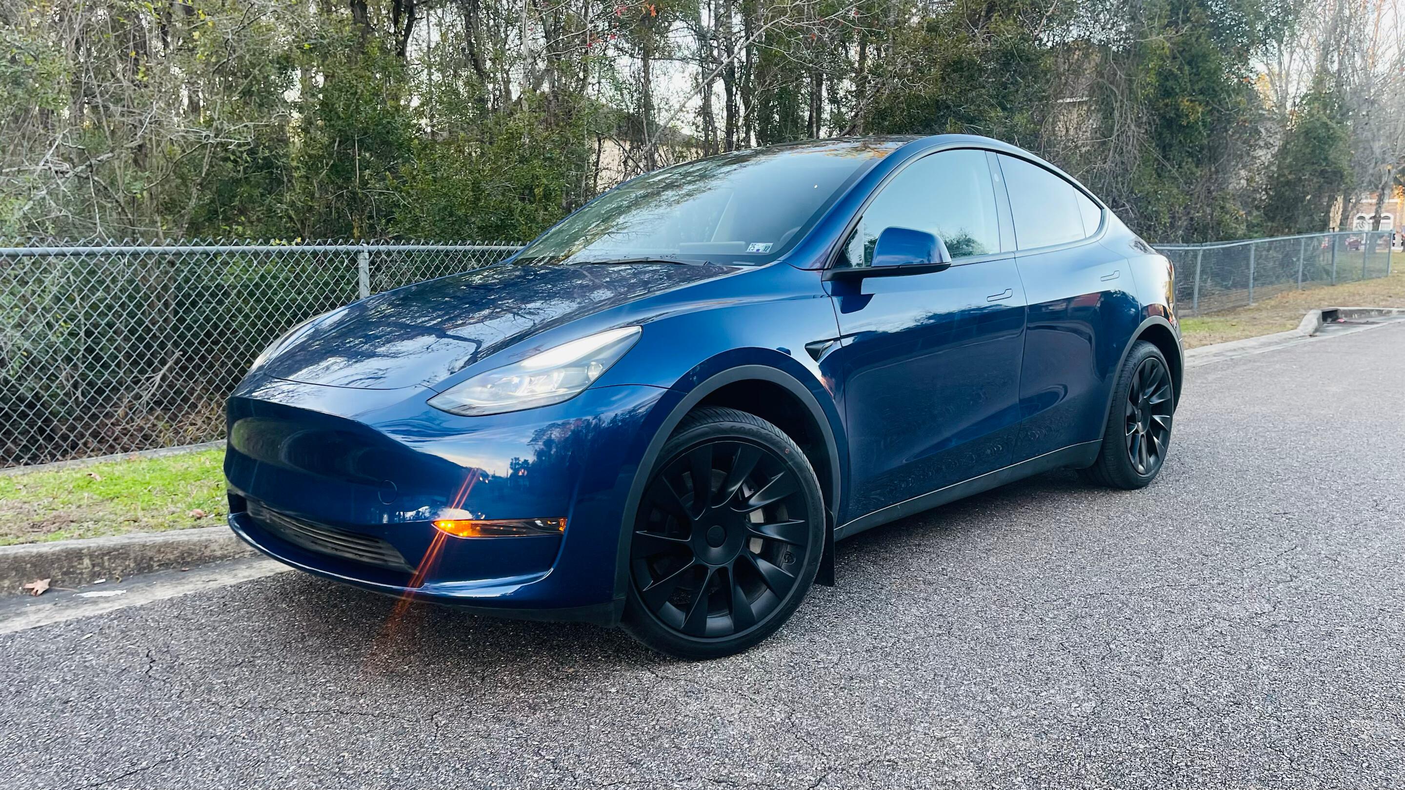Tesla Model Y 2024 in Jacksonville, FL
