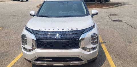 Mitsubishi Outlander 2022